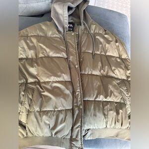 Zara puffer vest withh hood